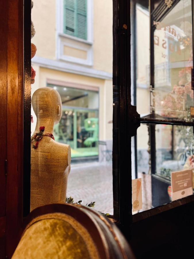 Caffe Delle Rose Les Chambres Вербания Екстериор снимка